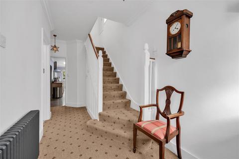 115 Eden Way, Beckenham, BR3 3DW