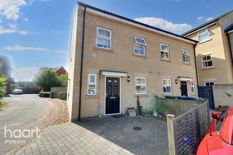 4 bedroom townhouse for sale, Bay Tree Court, Woodbridge