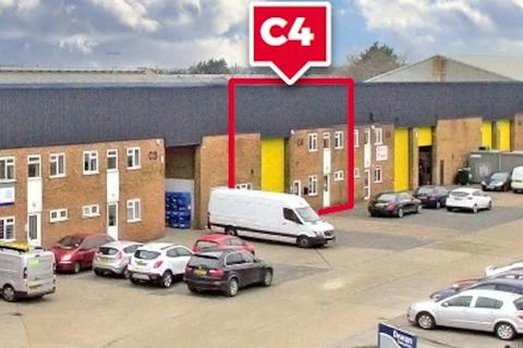 Industrial unit to rent, Unit C4 Deacon Trading Estate, Chickenhall Lane, Eastleigh, SO50 6RS