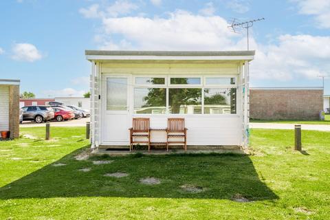 2 bedroom chalet for sale, Newport Road, Hemsby