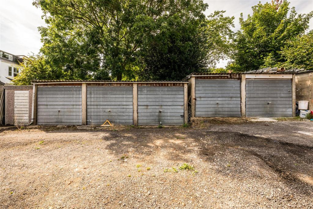 Clermont Road Garages-5.jpg