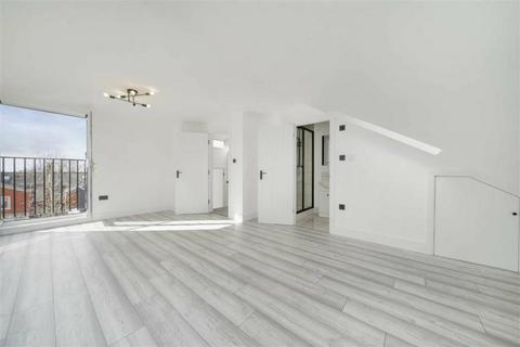 Flat B, 73 Pine Road, London, NW2 6SB