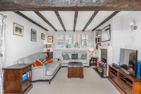 10 Spencers Road, Horsham, RH12 2JG