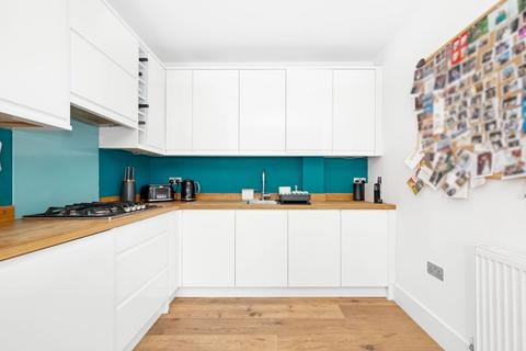 2 bedroom apartment for sale, Coldharbour Lane, Brixton, London, SW9