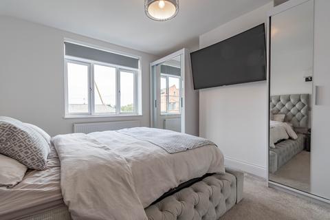 11 Bromsgrove Road, Redditch, B97 4RD
