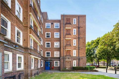 2 bedroom flat for sale, Homerton High Street, London