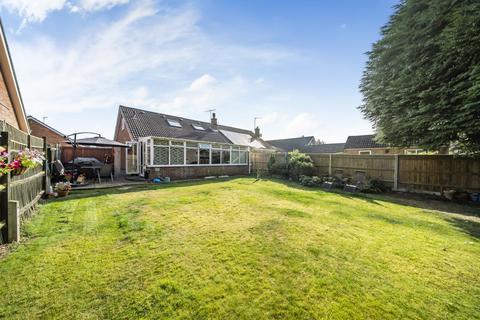 4 bedroom bungalow for sale, May Close, Godalming, Surrey, GU7