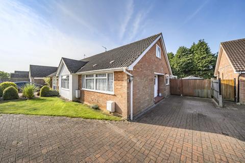 4 bedroom bungalow for sale, May Close, Godalming, Surrey, GU7