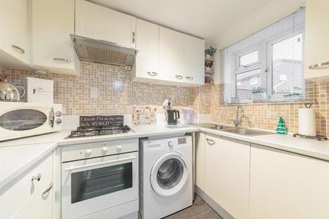 2 bedroom terraced house for sale, Huntswood, Ashford, Kent