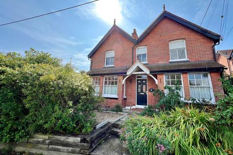 3 bedroom semi-detached house for sale, Totland Bay, Isle of Wight