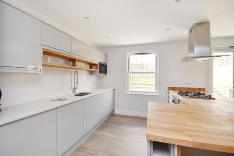 4 bedroom terraced house for sale, Parkside, Folkestone, Folkestone, CT19