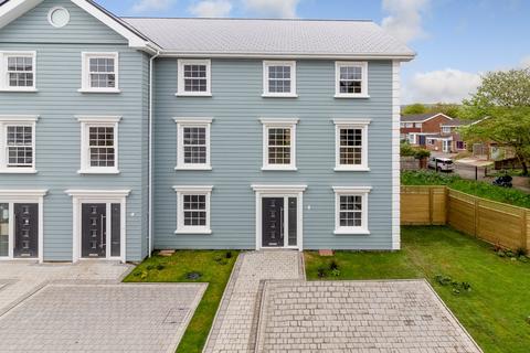 4 bedroom terraced house for sale, Parkside, Folkestone, Folkestone, CT19