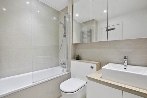 2 bedroom flat to rent, East Barnet Road, Barnet, EN4