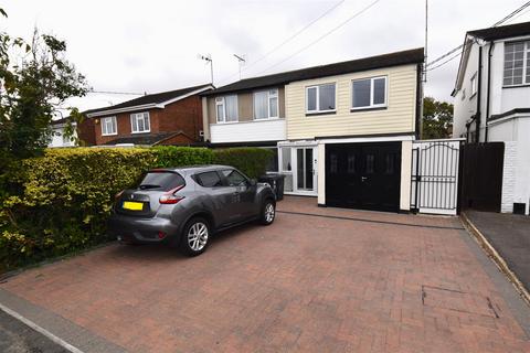 3 bedroom semi-detached house for sale, Clifton Road, Rochford