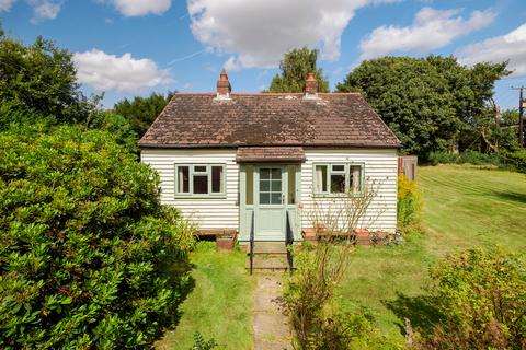 2 bedroom detached bungalow for sale, White Horse Lane, Rhodes Minnis, Canterbury, CT4