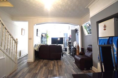 2 bedroom terraced house for sale, Denton Road, London, N18