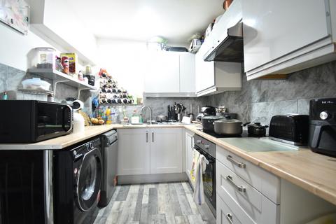 2 bedroom terraced house for sale, Denton Road, London, N18