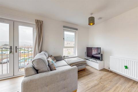 1 bedroom flat for sale, Kestrel Way, Perth