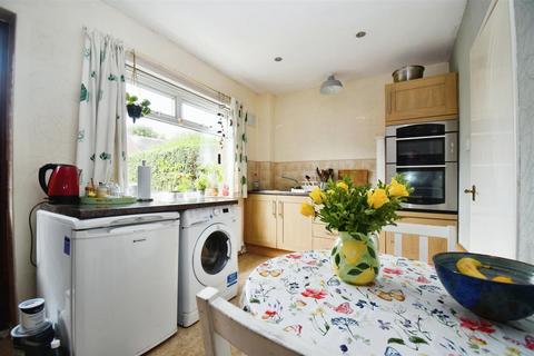 3 bedroom end of terrace house for sale, Longford Grove, Hull