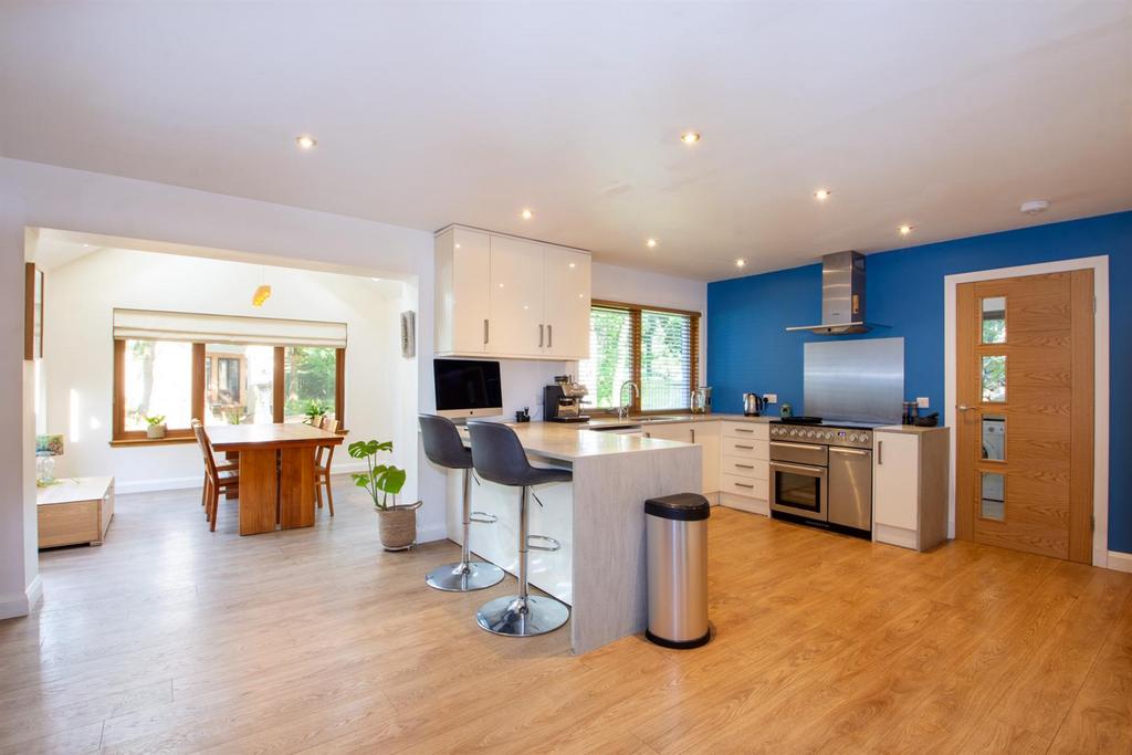 Kitchen, dining, sun room