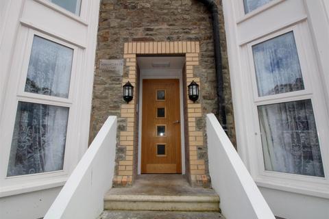 3 bedroom apartment to rent, Runnacleave Road, Ilfracombe EX34