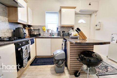 1 bedroom flat for sale, St Helens Road, Bell Vue, Doncaster