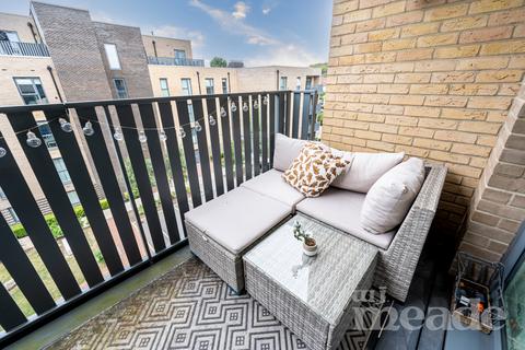 1 bedroom flat for sale, Merriam Close, Highams Park, E4