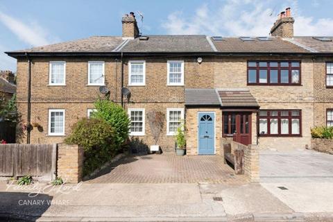 3 bedroom terraced house for sale, Parsonage Street, London, E14