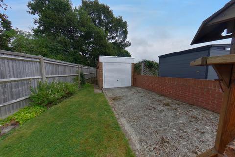 2 bedroom bungalow for sale, Belmont Close, Fareham PO14