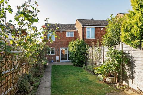 2 bedroom end of terrace house for sale, Old Station Way, Shefford, SG17