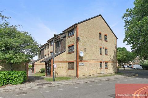 1 bedroom flat for sale, Kingfisher Way NW10