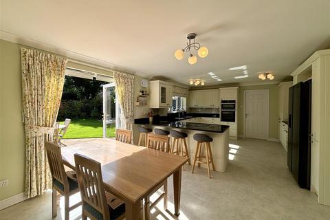 5 bedroom detached house for sale, Manor Orchard, Culmington, Ludlow