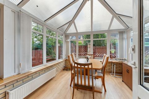 41 Craigbarnet Road, Milngavie, Glasgow, G62 7RA