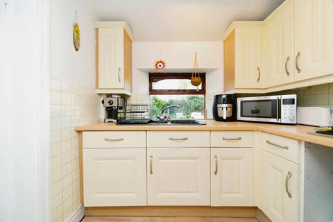 11 School Lane, Prenton, CH43 7RD