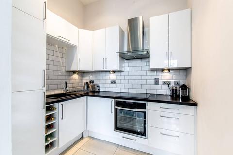 1 bedroom flat for sale, Fellows Road, Belsize Park, London, NW3