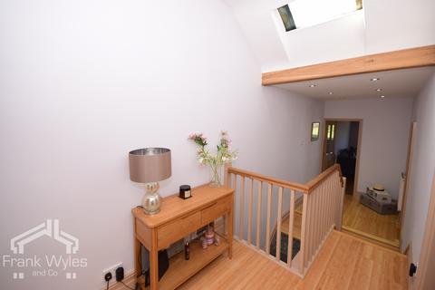 2 bedroom apartment for sale, Flat 3, 103 St. Annes Road East, Lytham St. Annes, Lancashire