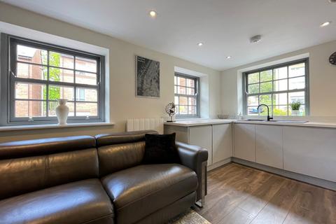 1 bedroom flat for sale, Victoria Gardens, Hyde Park, Leeds, LS6