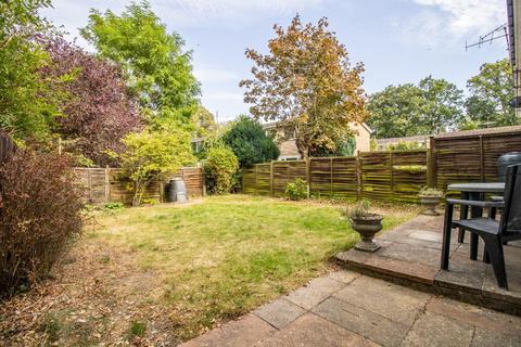 4 bedroom semi-detached house for sale, Stansgate Avenue, Cambridge