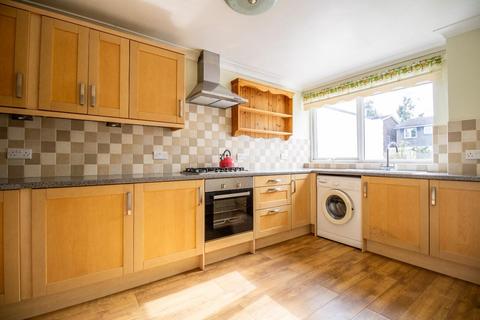 4 bedroom semi-detached house for sale, Stansgate Avenue, Cambridge