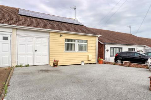 3 bedroom bungalow for sale, Holland on Sea CO15