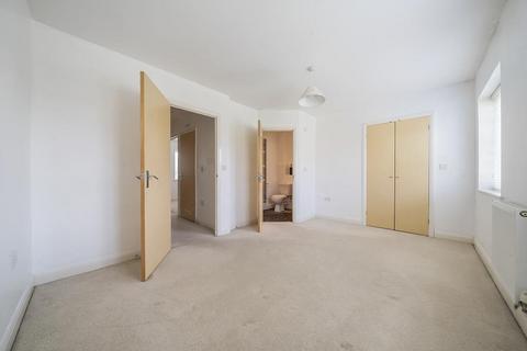 2 Baldwin Mews, Carterton, OX18 1AW