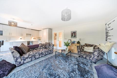 3 bedroom apartment for sale, Summerhouse Lane, Harefield, Uxbridge