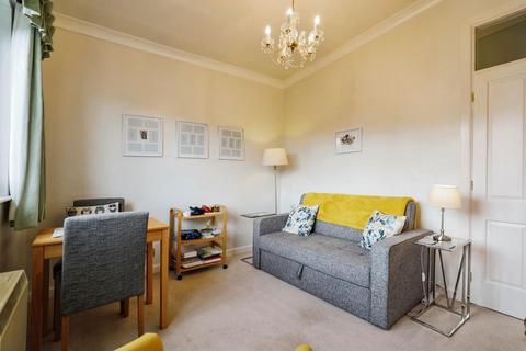 2 bedroom apartment for sale, Queens Close, Lancaster Road, Harrogate, HG2 0HG