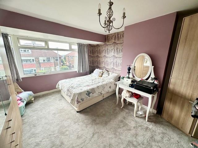 Bedroom 1a.jpg