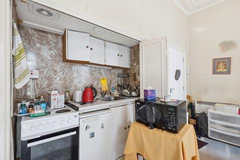 1 bedroom flat for sale, Walpole Street, Chelsea