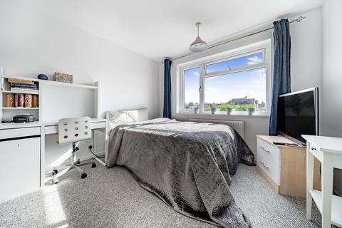 8 Bradshaw Close, Windsor, SL4 5PS