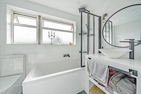 8 Bradshaw Close, Windsor, SL4 5PS