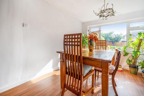 8 Bradshaw Close, Windsor, SL4 5PS