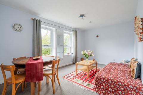 2 bedroom flat for sale, Liberton Gardens, Edinburgh EH16