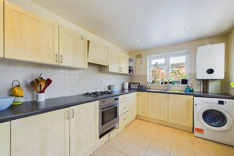 10 Catherine Road, Worcester, WR2 4JL
